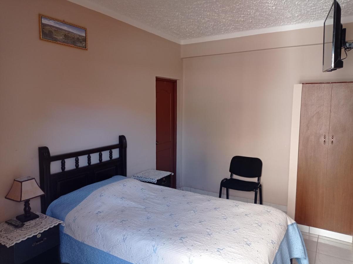 Hostal Aramayo Tupiza Buitenkant foto