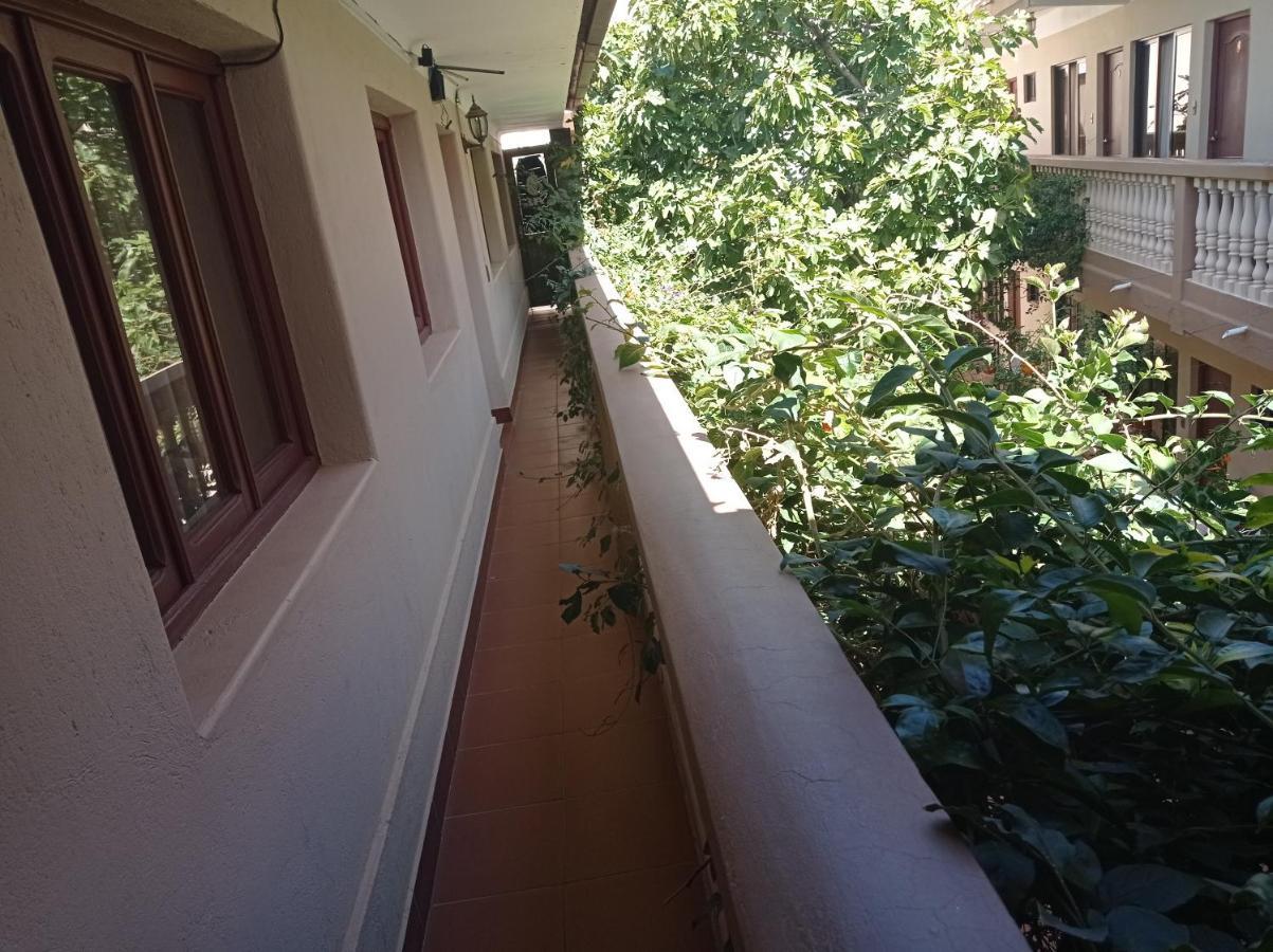 Hostal Aramayo Tupiza Buitenkant foto